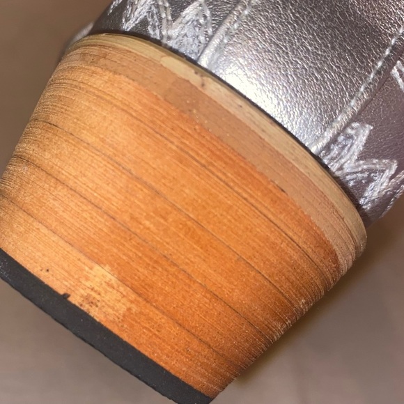 WESTERN BOOTIES (No brand name) in Silver and Tan Size 37(EU) 7(US) - Picture 8 of 11